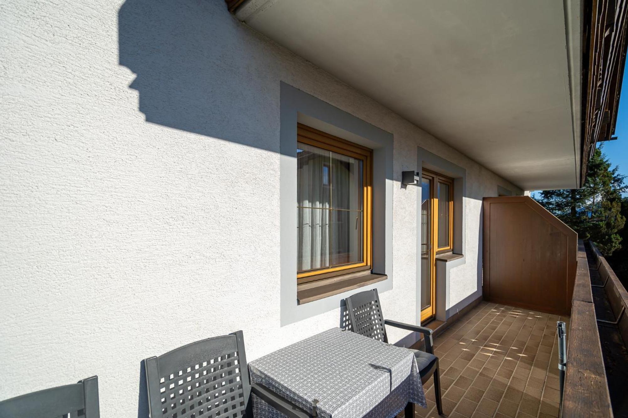 Apartment Spitzegel
